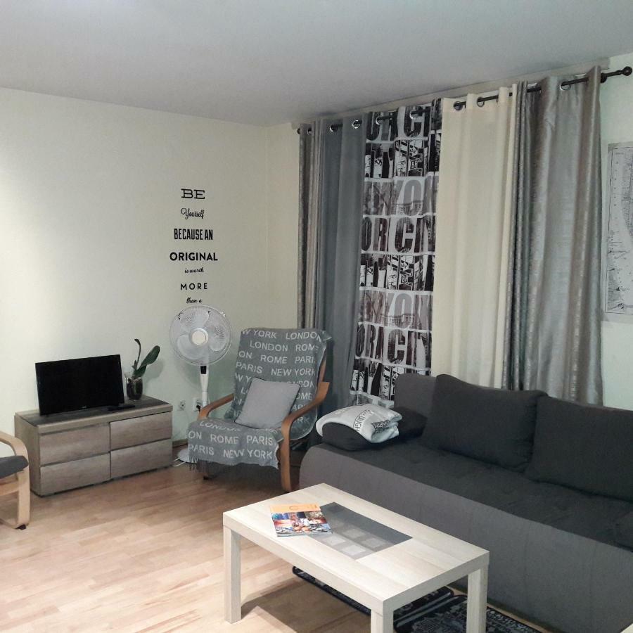 Nyc Apartment Красков Екстериор снимка